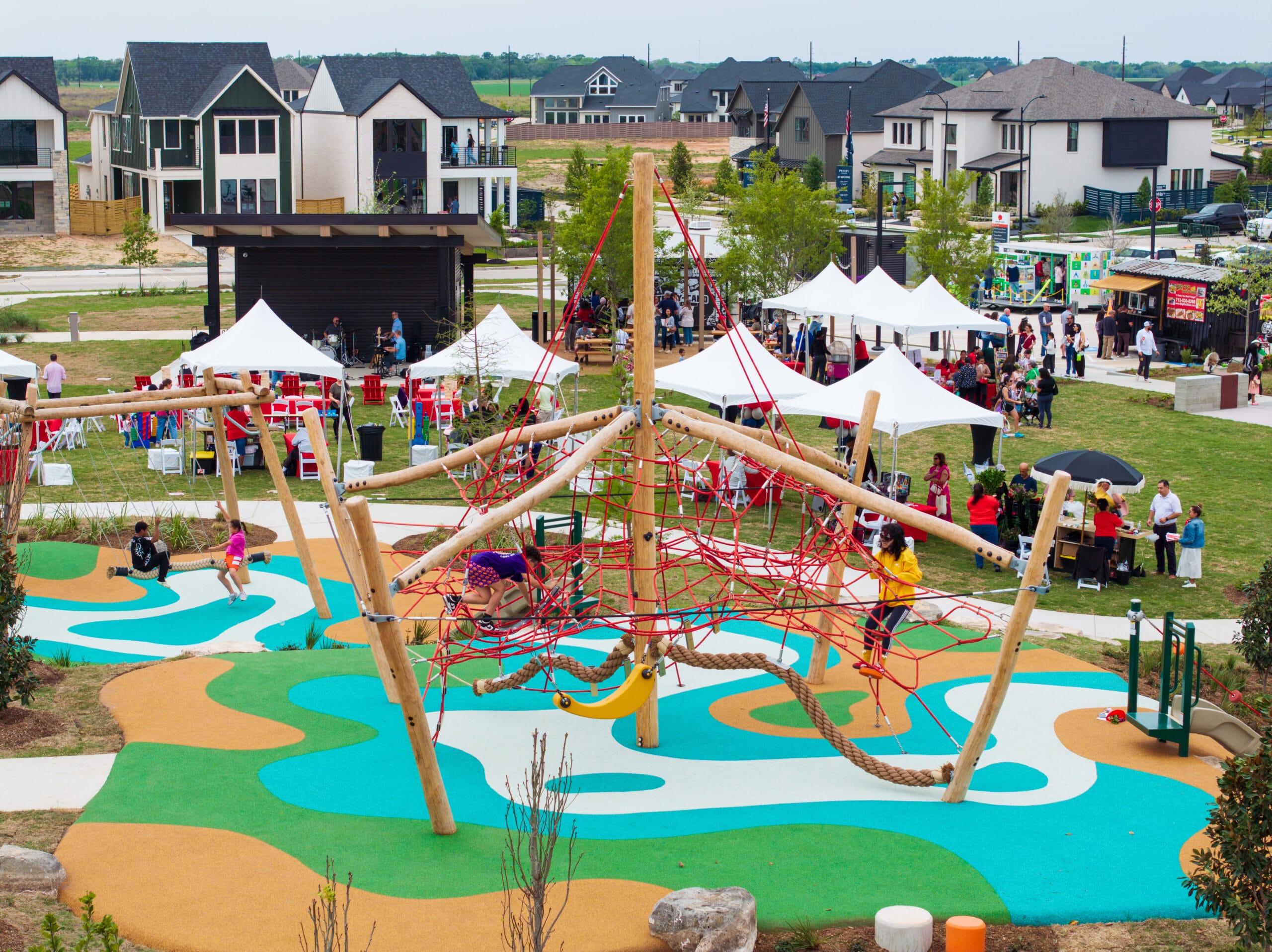 Austin Point Comes Alive with 700 Guests at Grand Opening Festival